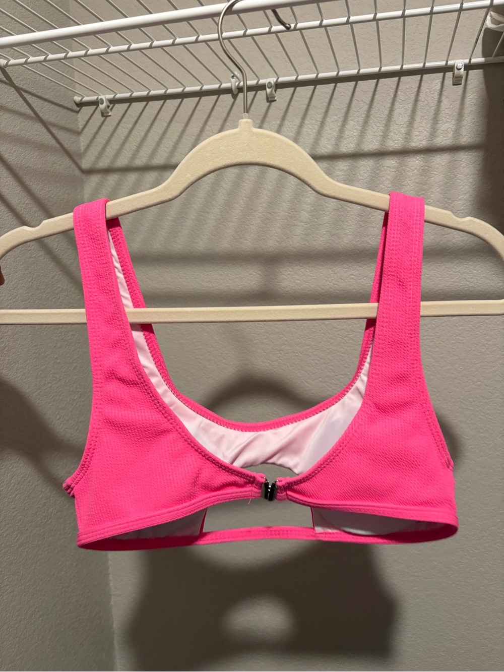 SHEIN Neon Pink Cutout Bikini Top - Picture 3 of 4